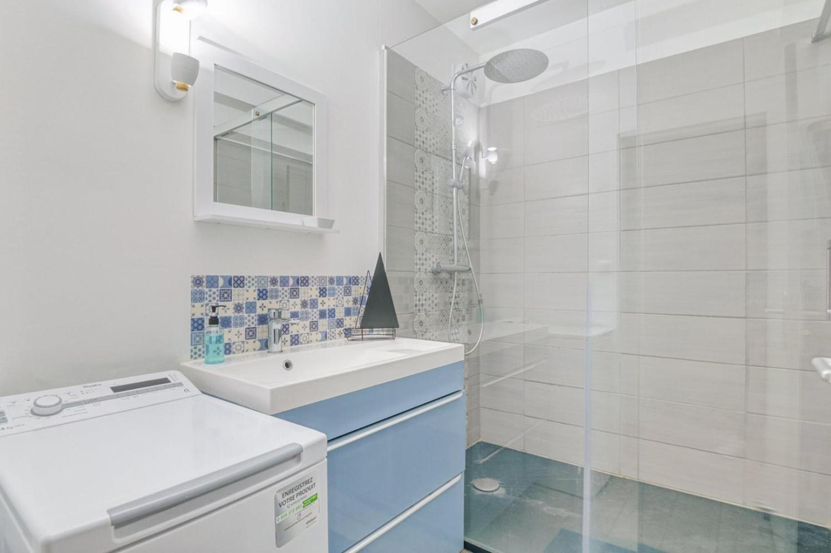 LE FOUGÈRES - Bel appartement avec deux chambres et place de parking Rennes Extérieur photo